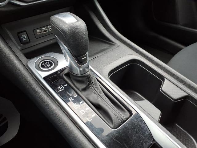 2024 Nissan Sentra SV CVT