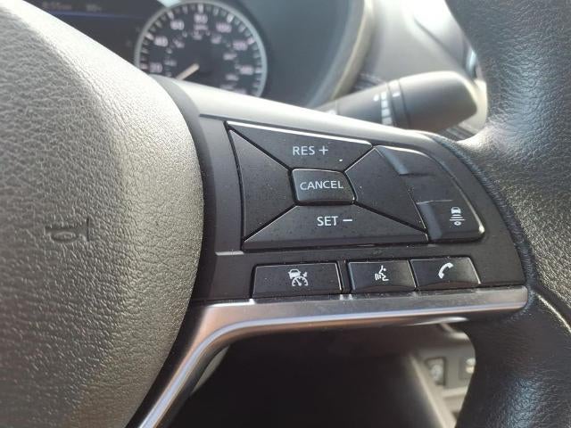 2025 Nissan Sentra SV CVT