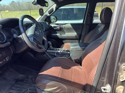 2020 Toyota Tacoma 4WD 4WD TRD Off Road Double Cab 5' Bed V6 AT (Natl)