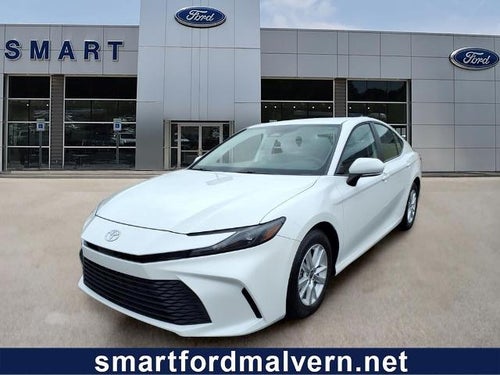 2025 Toyota Camry LE (SE)