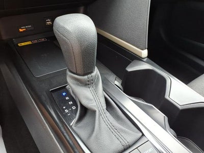 2025 Toyota Camry LE (SE)