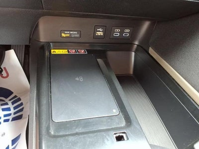 2025 Toyota Camry LE (SE)