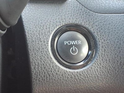 2025 Toyota Camry LE (SE)