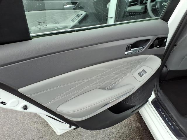 2020 Toyota Avalon Limited (Natl)