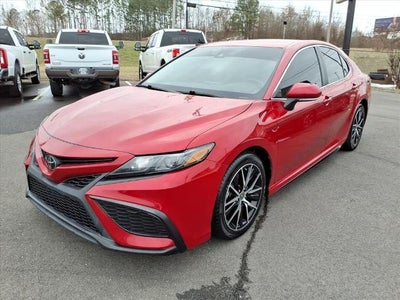 2023 Toyota Camry SE Auto (SE)