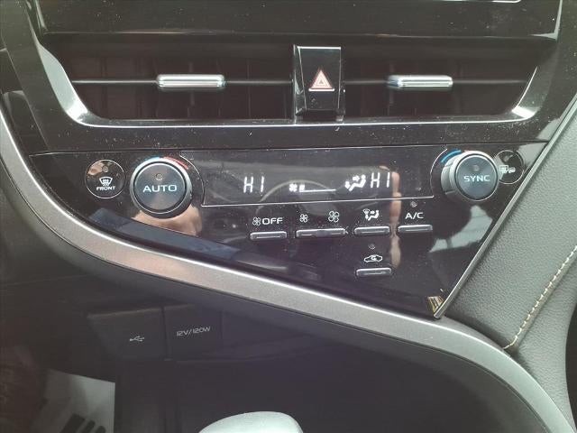 2023 Toyota Camry SE Auto (SE)