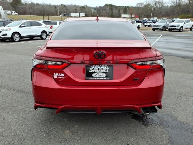 2023 Toyota Camry SE Auto (SE)