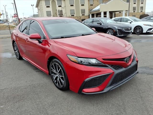 2023 Toyota Camry SE Auto (SE)
