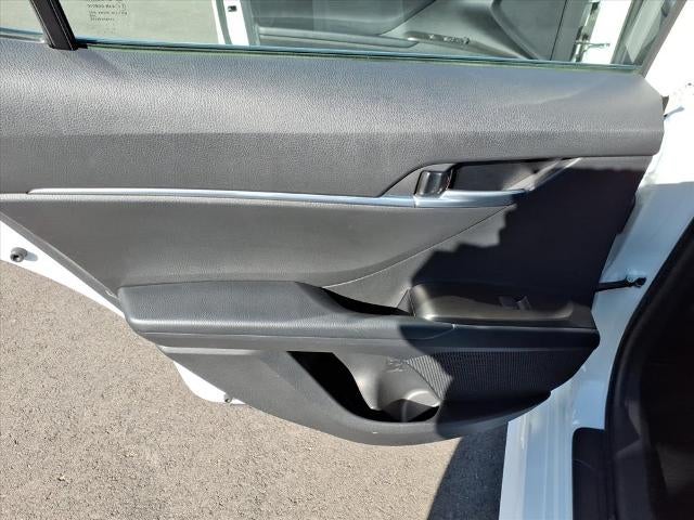 2024 Toyota Camry SE Auto (SE)