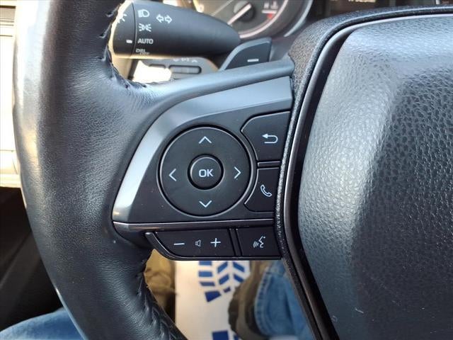 2024 Toyota Camry SE Auto (SE)