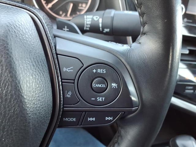 2024 Toyota Camry SE Auto (SE)