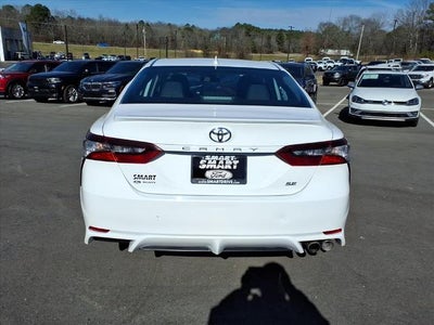 2024 Toyota Camry SE Auto (SE)