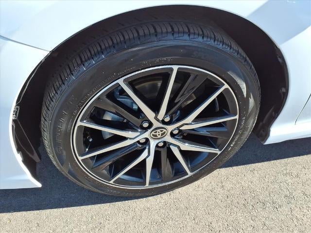 2024 Toyota Camry SE Auto (SE)