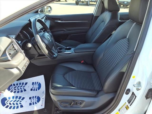 2024 Toyota Camry SE Auto (SE)