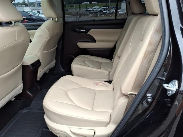 2022 Toyota Highlander XLE AWD (Natl)