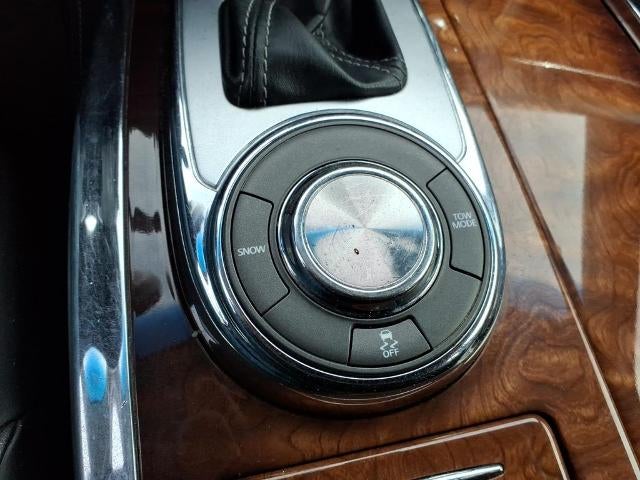 2015 INFINITI QX80 RWD