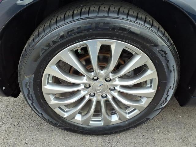 2015 INFINITI QX80 RWD