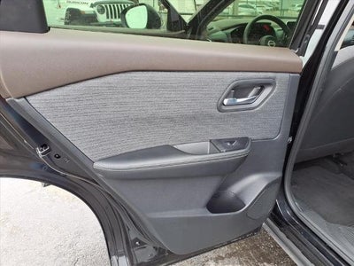 2023 Nissan Rogue AWD SV