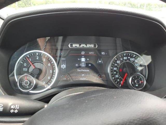 2025 RAM 1500 Big Horn 4x4 Crew Cab 5'7" Box