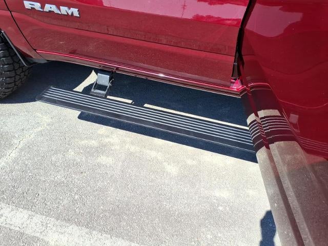 2023 RAM 1500 Laramie 4x4 Crew Cab 5'7" Box