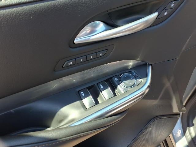 2025 Cadillac XT4 FWD 4dr Premium Luxury