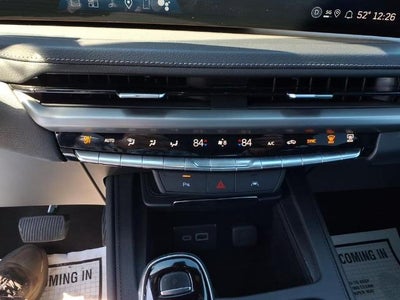 2025 Cadillac XT4 FWD 4dr Premium Luxury