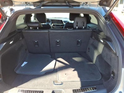 2025 Cadillac XT4 FWD 4dr Premium Luxury