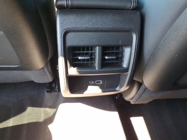 2025 Cadillac XT4 FWD 4dr Premium Luxury