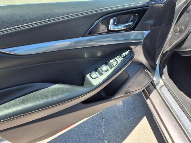 2023 Nissan Maxima SV CVT