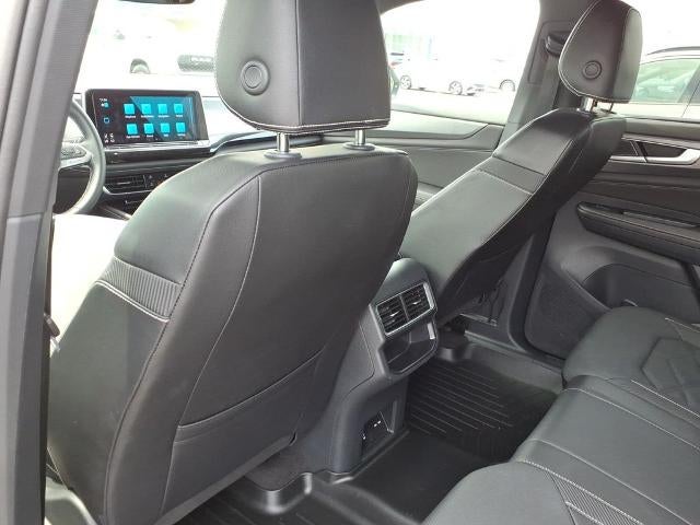 2025 Volkswagen Atlas Cross Sport 2.0T SE w/Technology 4MOTION