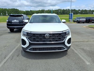2025 Volkswagen Atlas Cross Sport 2.0T SE w/Technology 4MOTION
