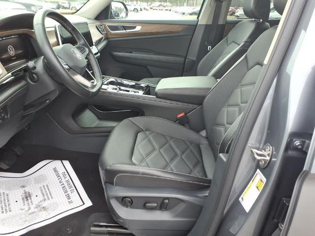 2025 Volkswagen Atlas 2.0T SE w/Technology 4MOTION