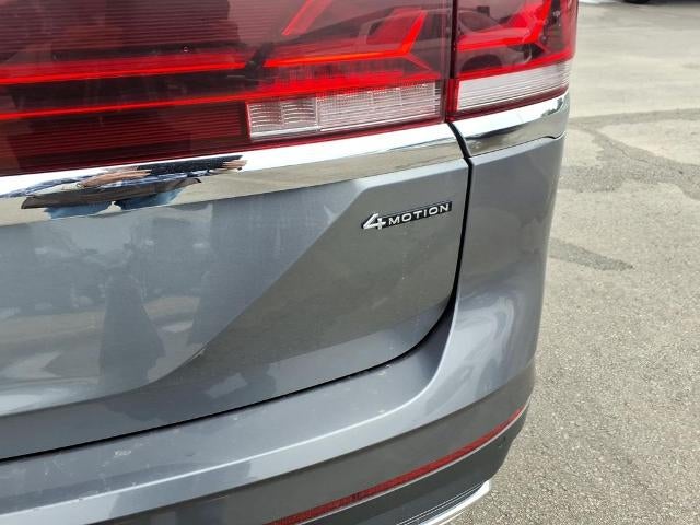 2025 Volkswagen Atlas 2.0T SE w/Technology 4MOTION