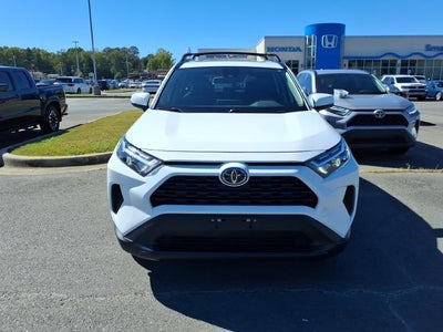 2025 Toyota RAV4 XLE FWD (GS)