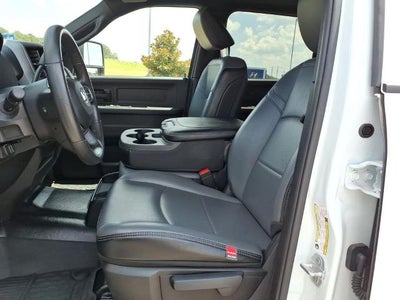 2024 RAM 3500 Tradesman 4x4 Crew Cab 6'4" Box