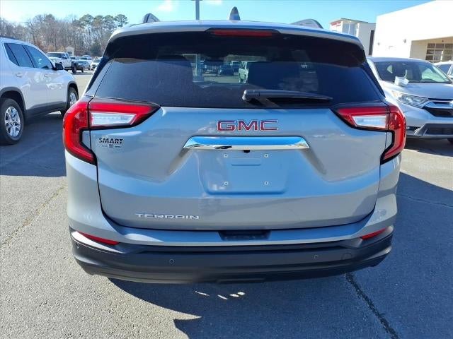 2024 GMC Terrain FWD 4dr SLE