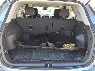 2024 GMC Terrain FWD 4dr SLE