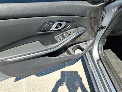 2025 BMW 330i Sedan