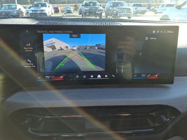 2025 BMW 330i xDrive Sedan