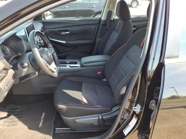 2025 Nissan Sentra SR CVT
