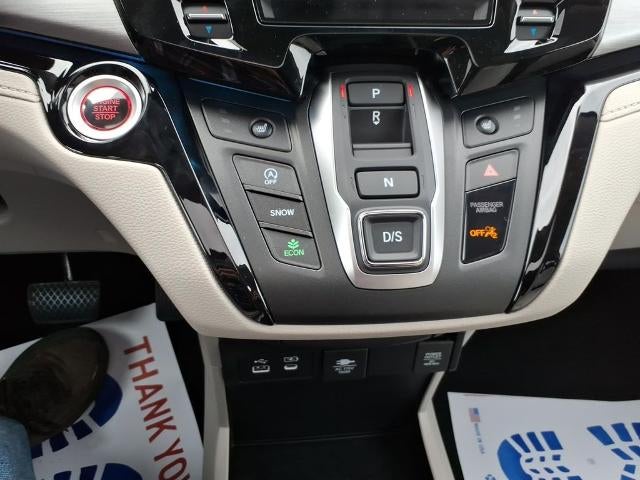 2026 Honda Odyssey Touring Auto