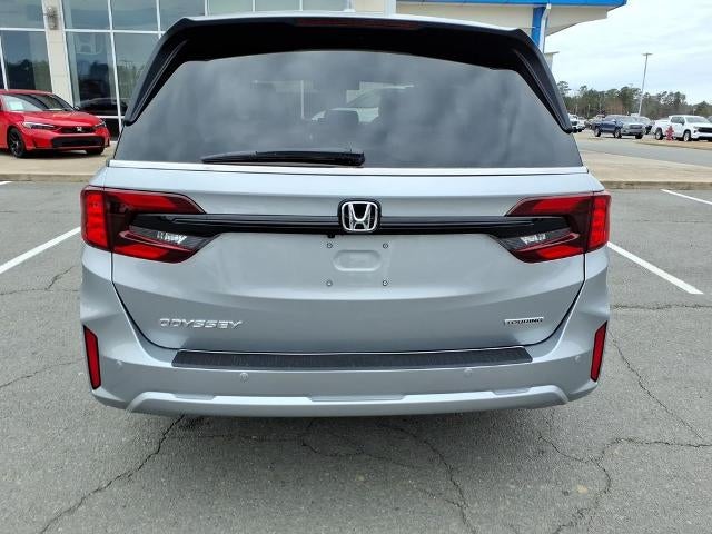 2026 Honda Odyssey Touring Auto