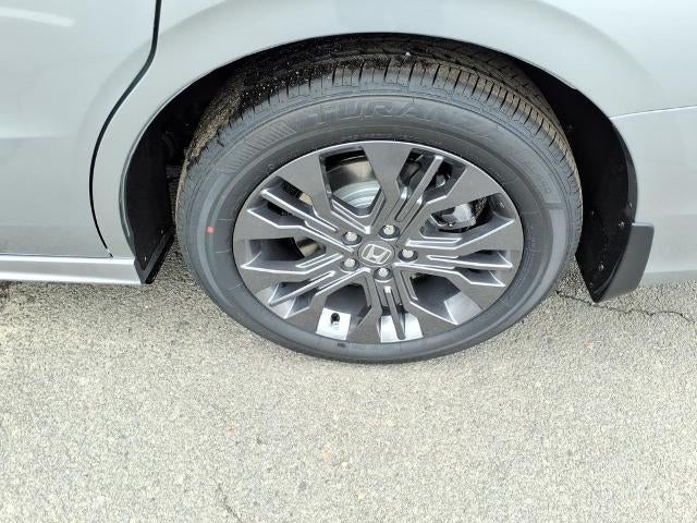 2026 Honda Odyssey Touring Auto