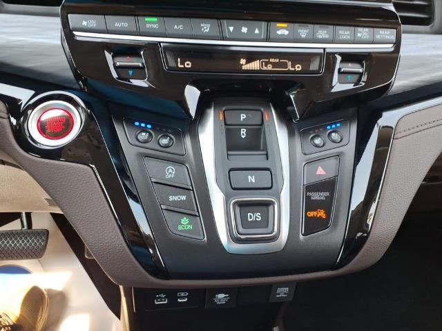 2027 Honda Odyssey Elite Auto