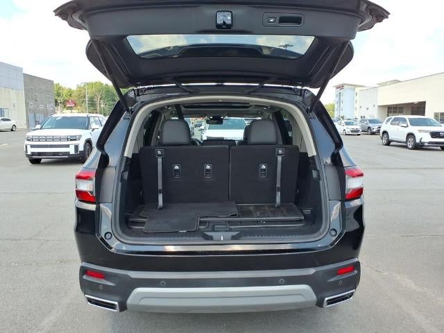 2023 Honda Pilot Touring 2WD