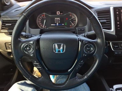 2017 Honda Ridgeline Black Edition 4x4 Crew Cab 5.3' Bed