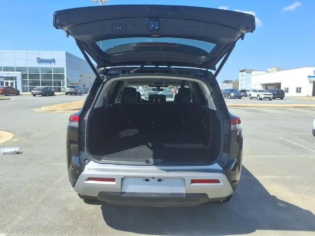 2025 Nissan Pathfinder SL 2WD