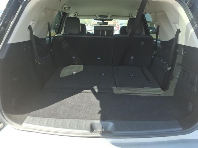 2025 Nissan Pathfinder SL 2WD