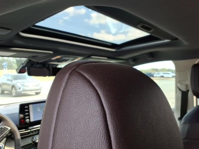 2024 Toyota Sienna Platinum FWD 7-Passenger (Natl)