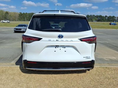 2024 Toyota Sienna Platinum FWD 7-Passenger (Natl)